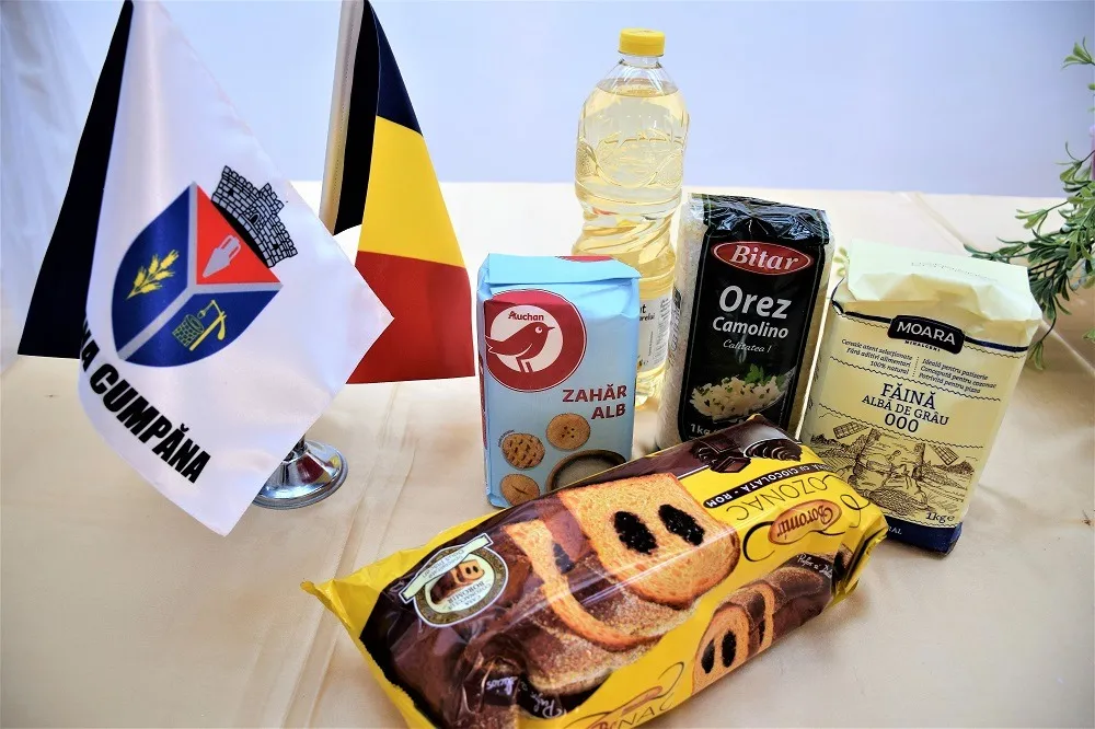 Cumpăna: Pachete cu alimente pentru vârstnici, în prag de sărbători – foto 4