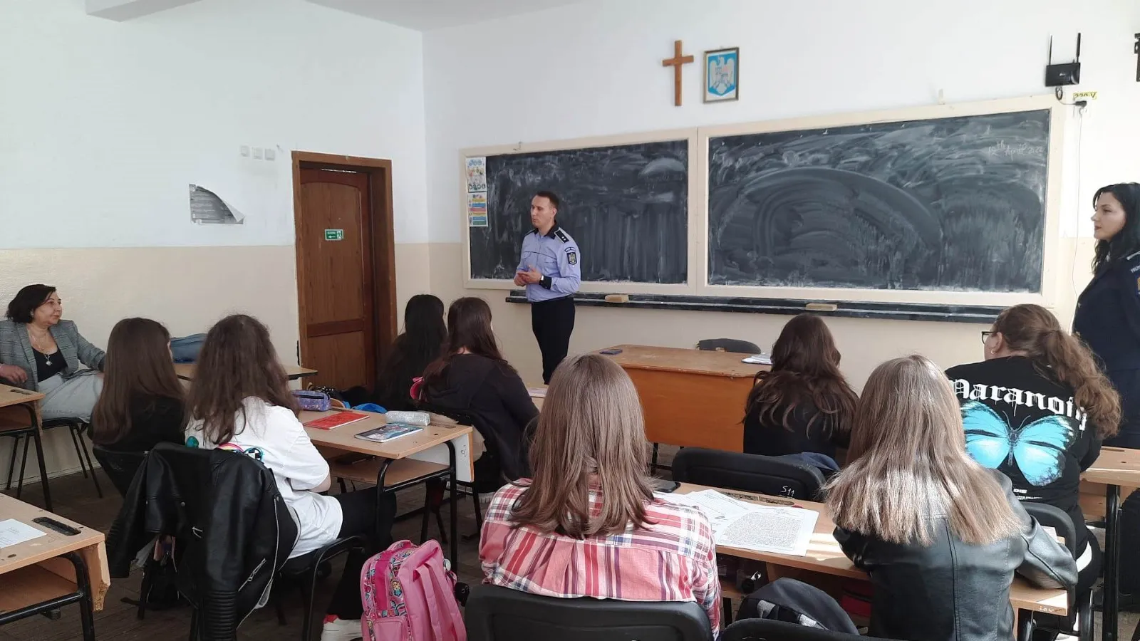 Acțiuni pentru prevenirea bullying-ului la un liceu din Constanța – foto 2