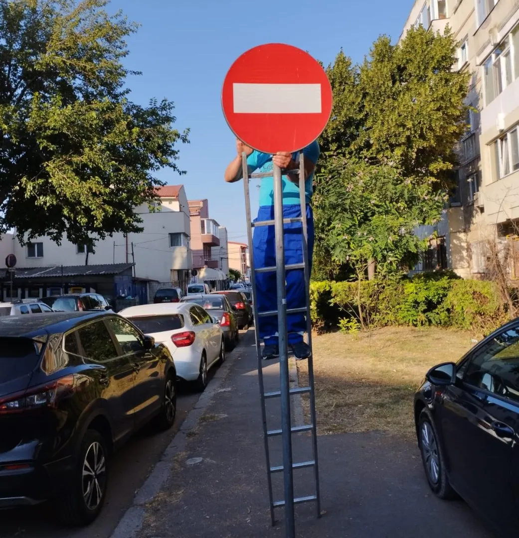S-a schimbat sensul de circulație pe strada Farului din Constanța – foto 4