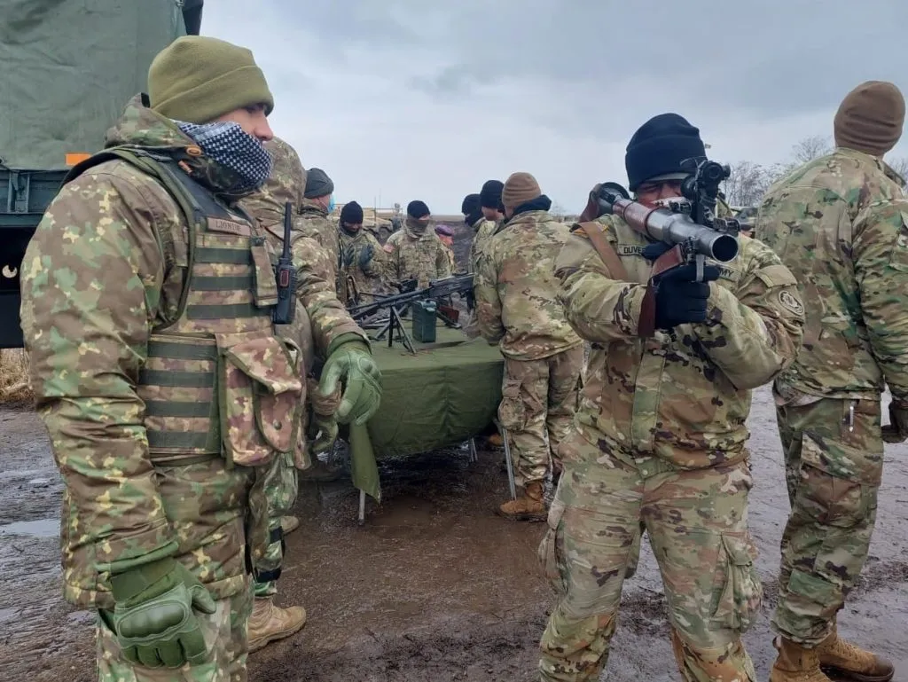 Militari constănțeni și americani desfășoară activități în cadrul exercițiului multinațional „Justice Eagle 22.1” – foto 4