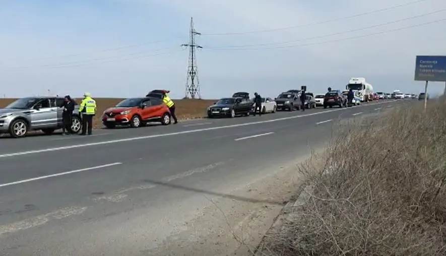 Filtre organizate de polițiști în tot județul Constanța, în căutarea celui care a rănit un militar și i-a furat arma din dotare – foto 5