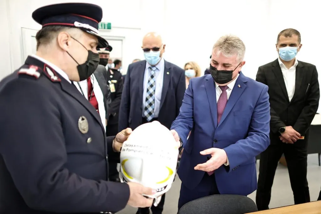 Ministrul de interne, vizită la nou-înființata unitate de pompieri de la Centrala Nucleară de la Cernavodă – foto 6
