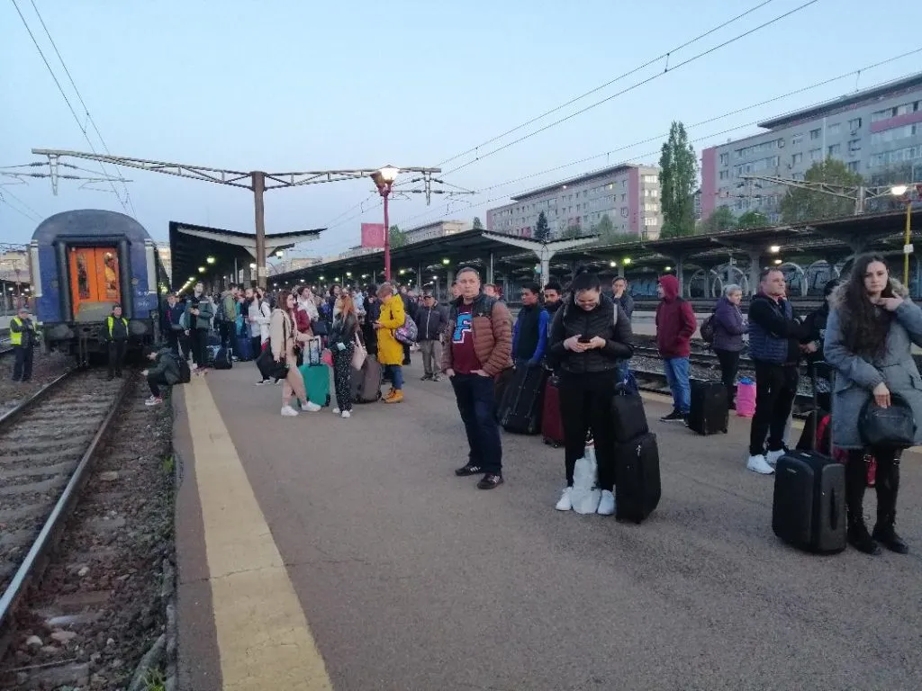 Spre mare, cu bilet pentru un vagon pierdut pe șine – foto 4