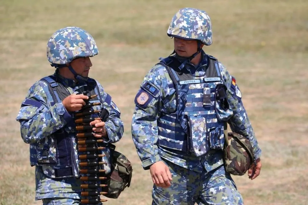 Militarii Brigăzii 76 CSR, trageri în poligonul Capu Midia – foto 2