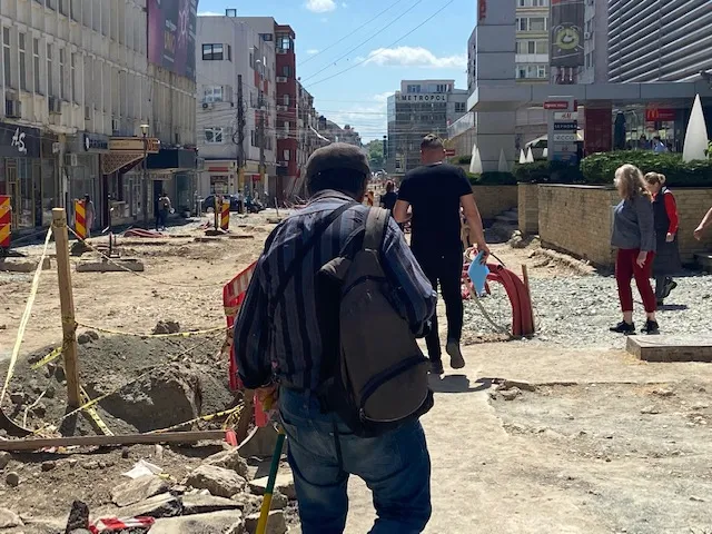 Vara, pe Ștefan cel Mare, șantierul e în floare – foto 6