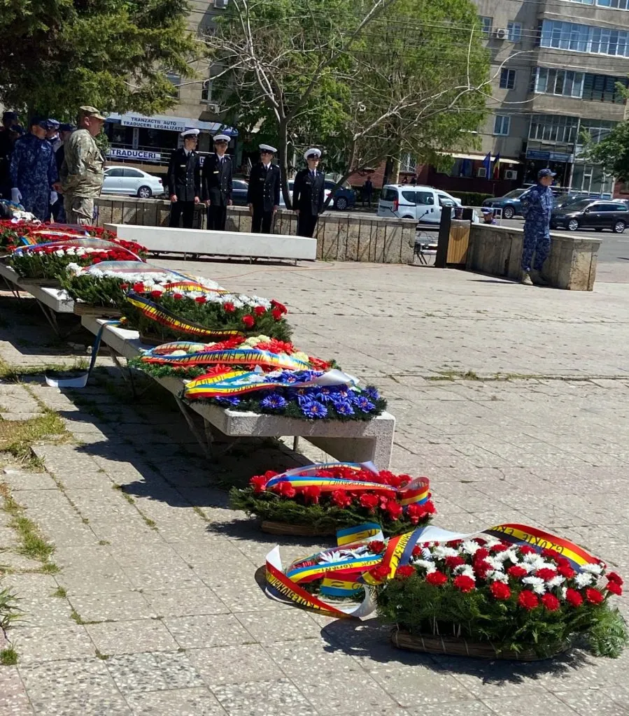 Constanța: Paradă militară în Parcul „Regina Maria” – GALERIE FOTO – foto 4