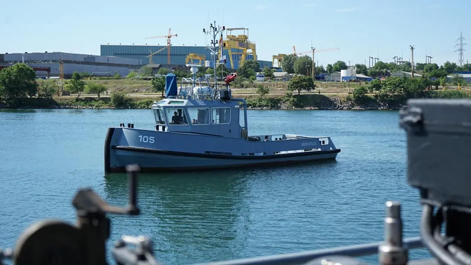 Exercițiu de apărare împotriva incendiilor, în Portul Militar Mangalia – foto 3