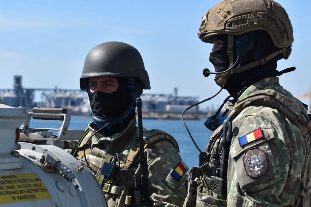 Nave militare românești, participante la Exercițiul multinațional „Breeze 22” – foto 2