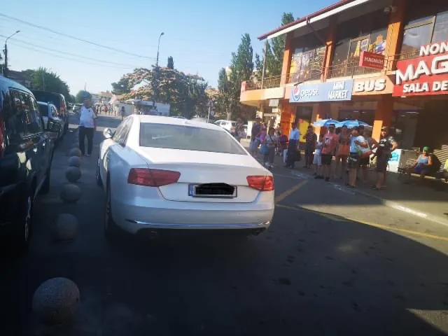 Parcări… românești, la Eforie – foto 4