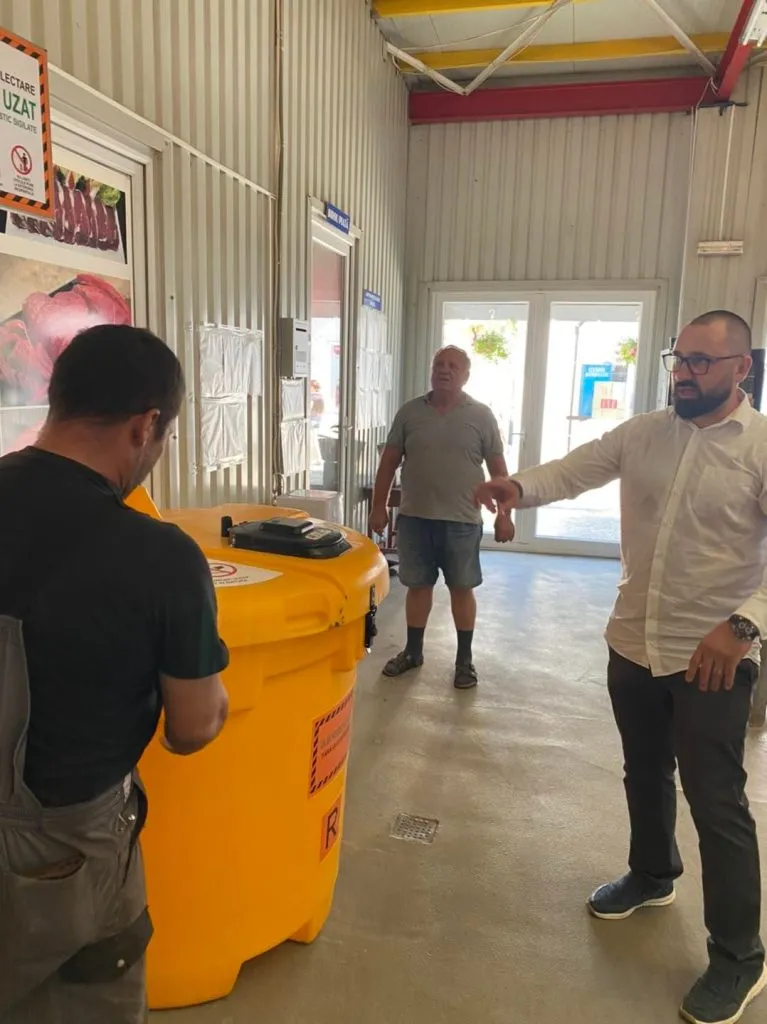 Campanie de reciclare a uleiului alimentar folosit – foto 2