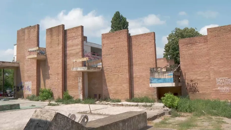 Mamaia, haos și ruine: „Am plătit 15.000 de euro pe concediu!” – foto 4