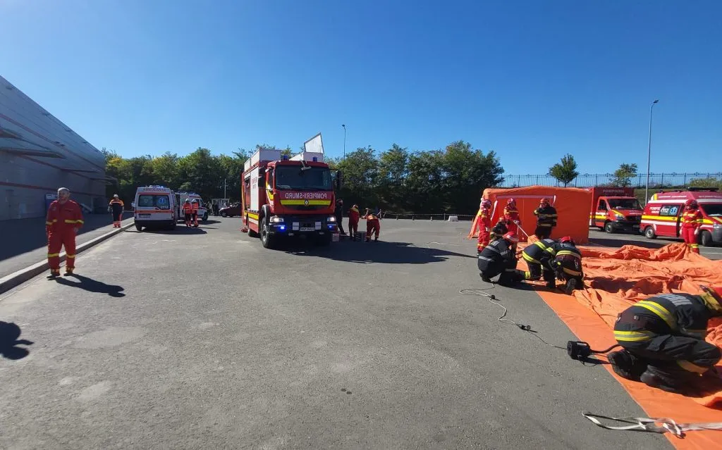 Simulare de cutremur la un mall din Constanța – foto 4