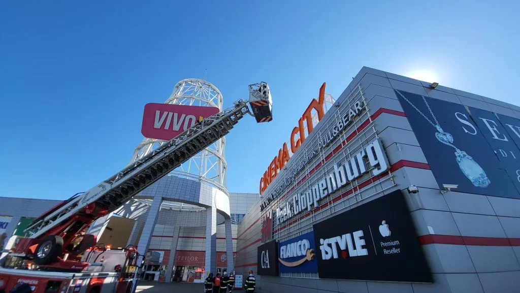 Simulare de cutremur la un mall din Constanța – foto 5