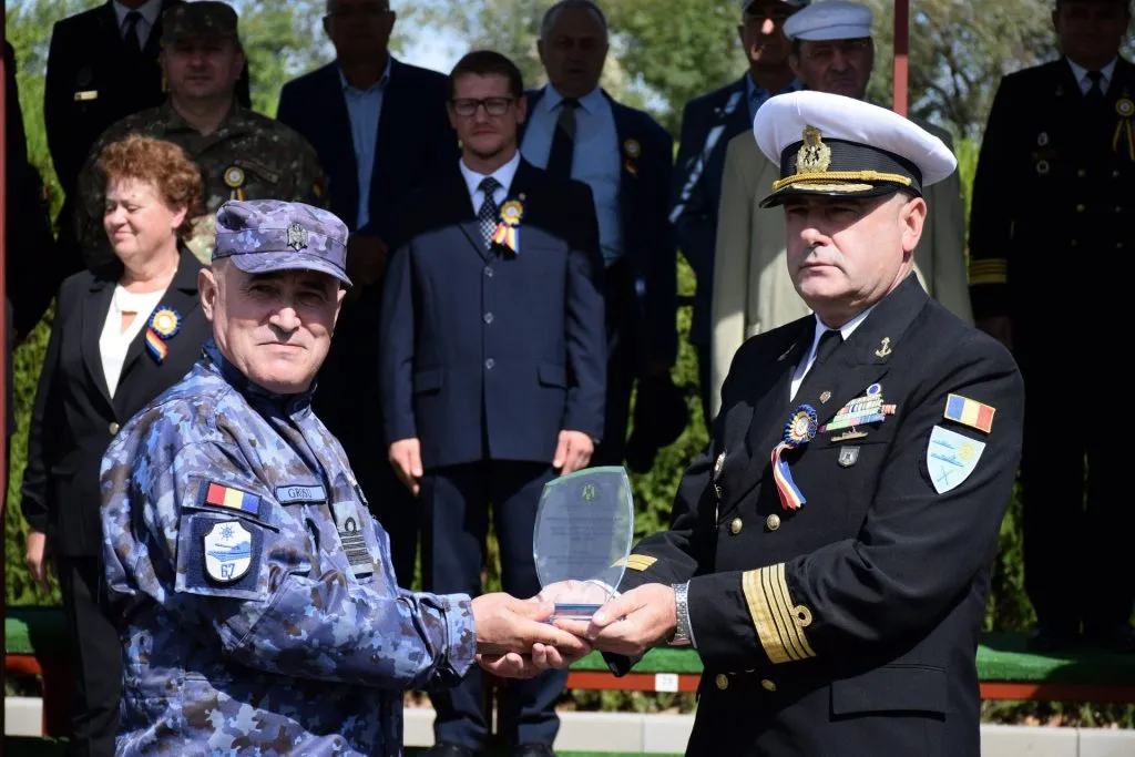 Navele purtătoare de artilerie au sărbătorit 115 ani de tradiție – foto 3