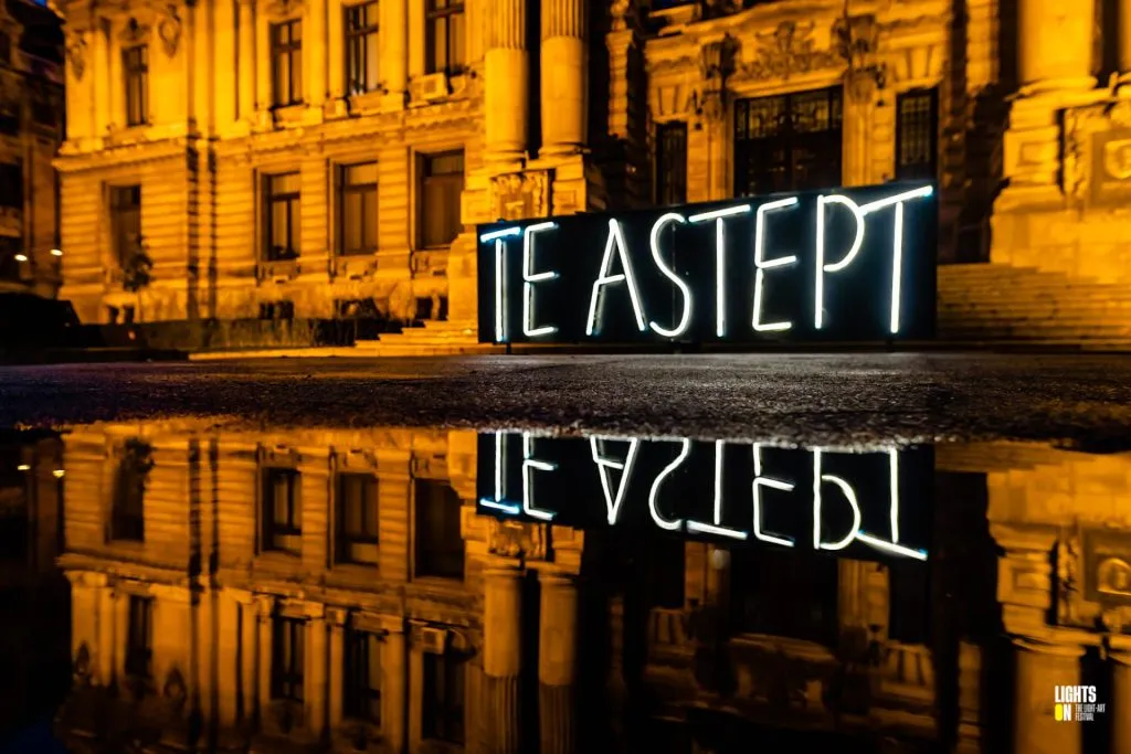 Festivalul de lumină „Lights On”, în premieră la malul mării – foto 2
