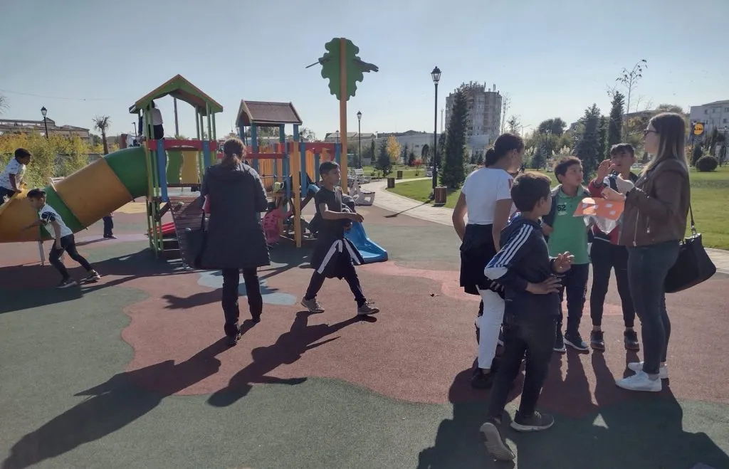„Vânătoare de comori” în parcul IMUM, în cadrul unei campanii antidiscriminare – foto 2