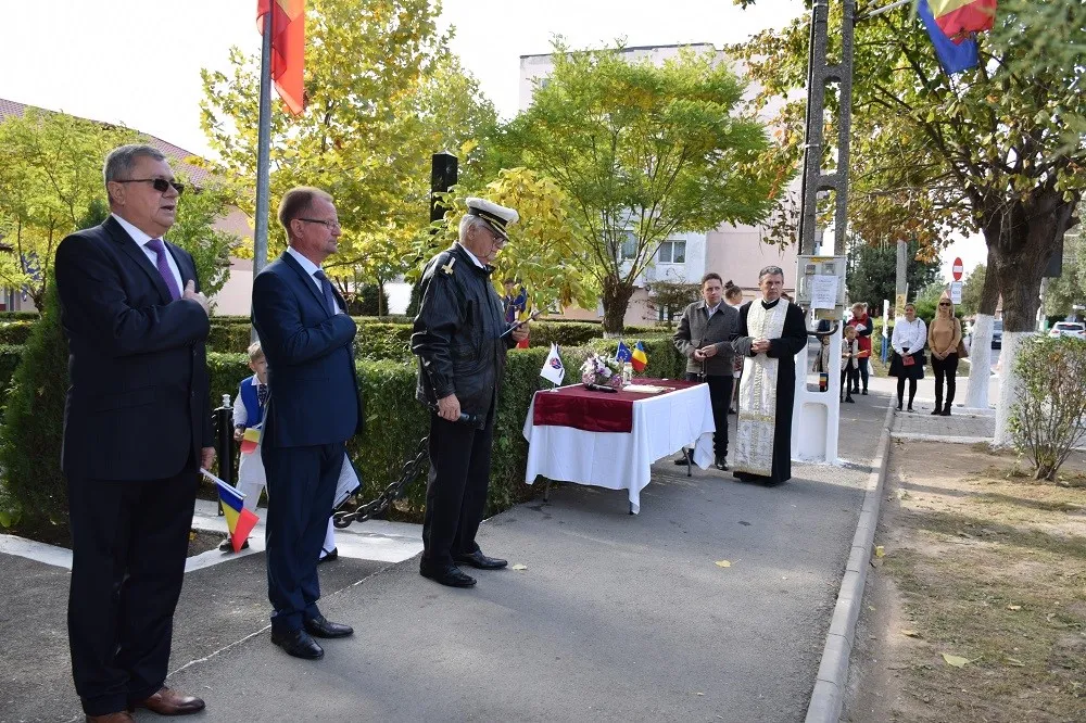 Festivitate de Ziua Armatei Române, la Cumpăna