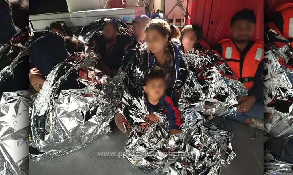 Eroi în Mediterana. Aproape 500 de persoane, salvate de polițiștii de frontieră români – foto 5