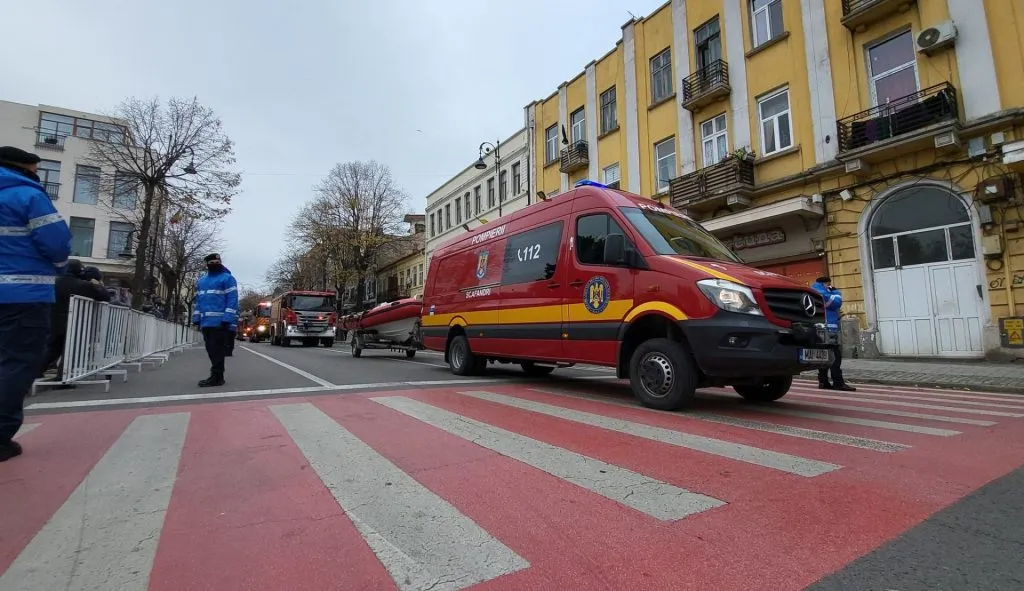 Trafic paralizat de repetițiile pentru festivitățile de 1 Decembrie (FOTO) – foto 7