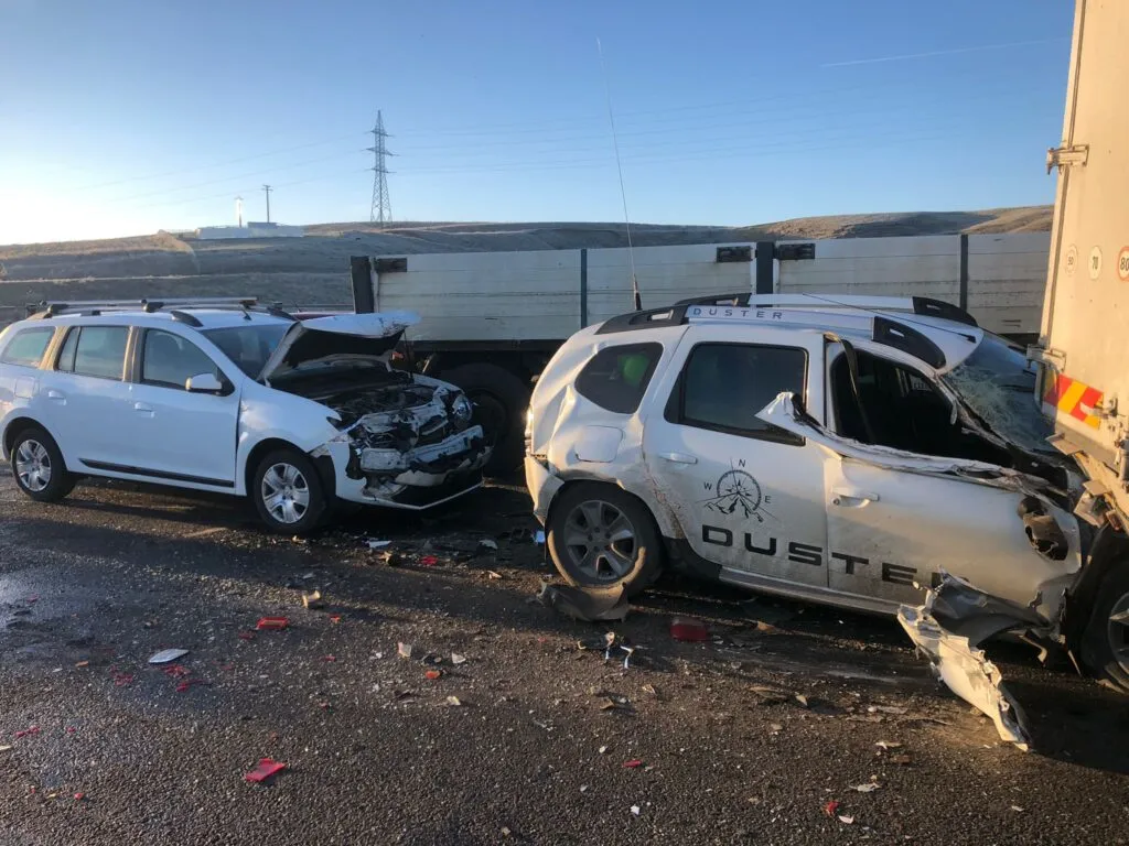 Accident cu 13 mașini și 6 răniți pe A3 (FOTO) – foto 3