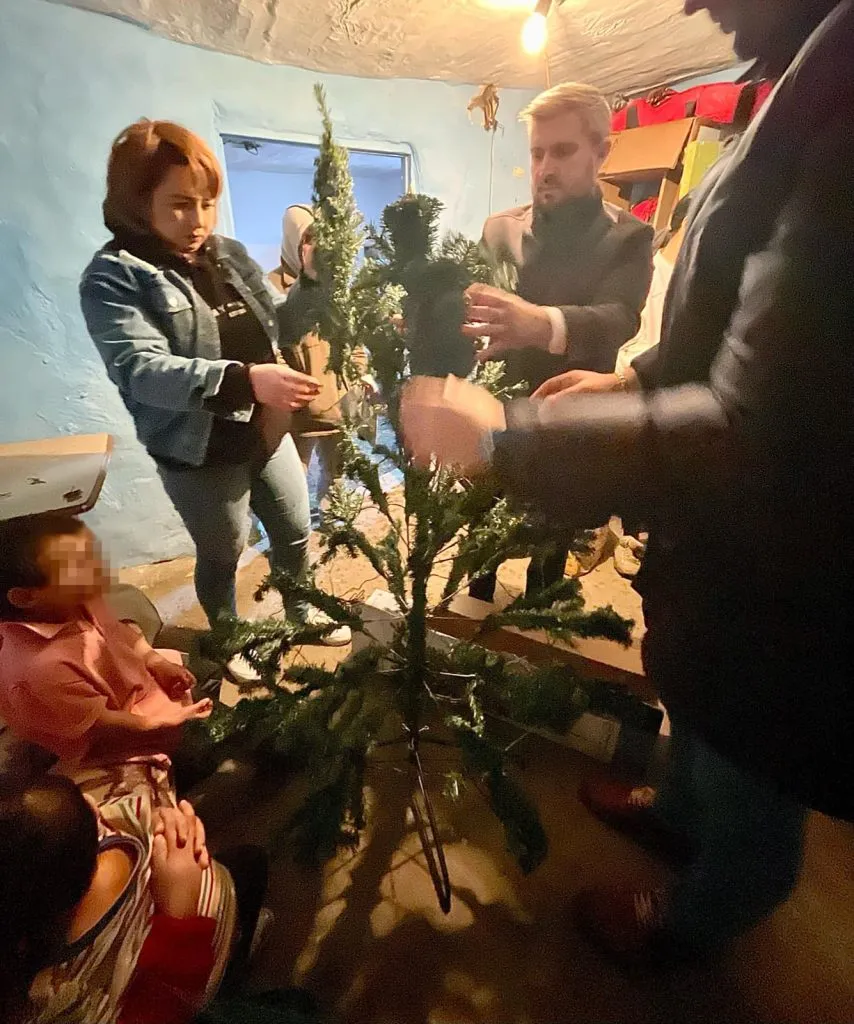 PES activists Constanța le-a adus „Zâmbetul de sărbători” copiilor din familii nevoiașe – foto 7