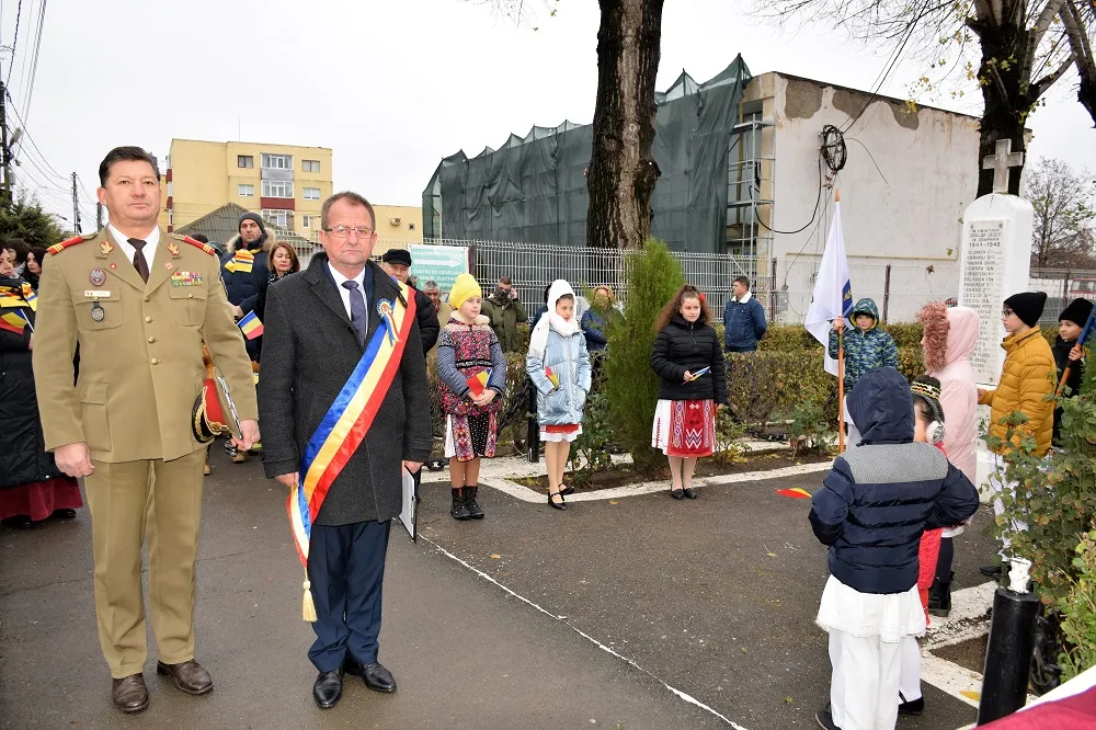 Evenimentele dedicate Zilei Naționale au răsunat și la Cumpăna – foto 8