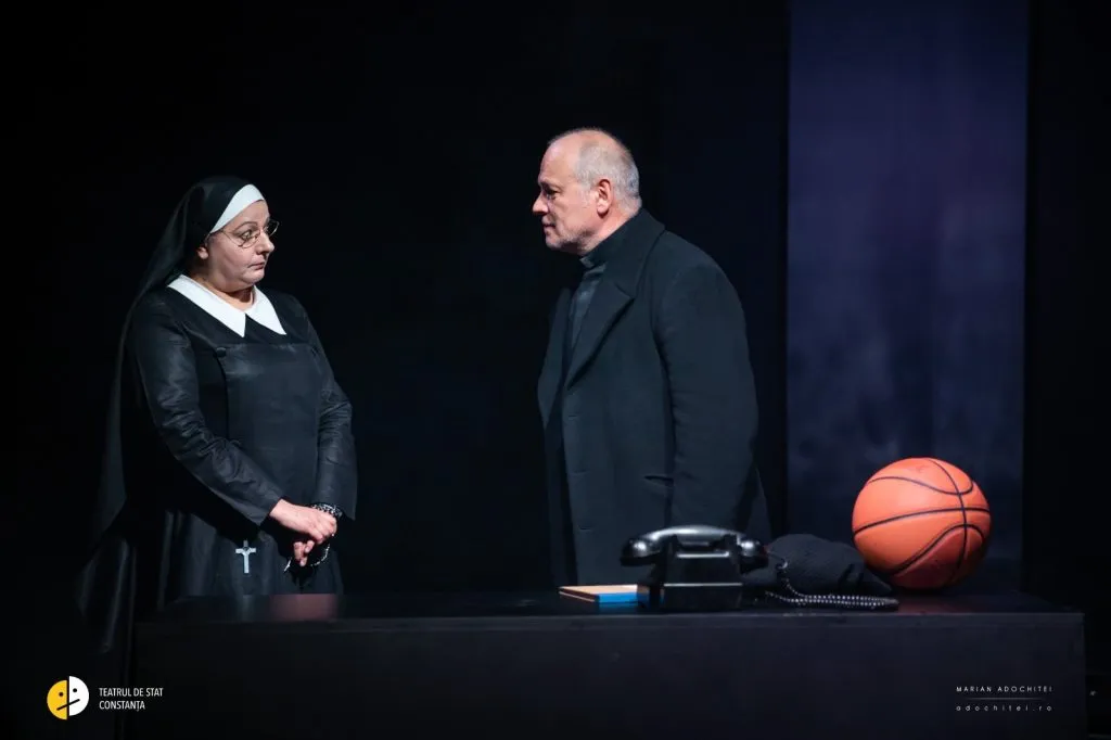 Vezi spectacolele ultimului weekend teatral al anului, la Teatrul de Stat Constanța – foto 6
