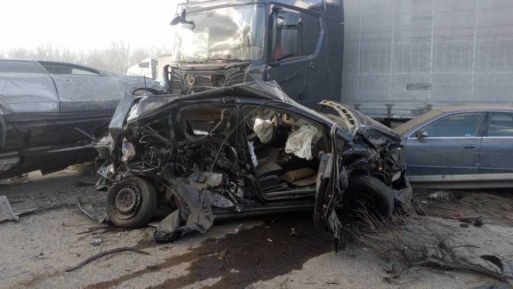UPDATE: Accident cu peste 40 de mașini în Ungaria. Zeci de persoane, rănite (FOTO) – foto 4