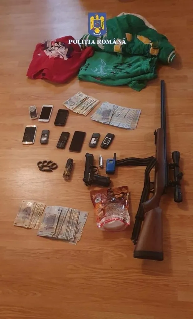 Jaf în trafic. Percheziții la Constanța (FOTO) – foto 3