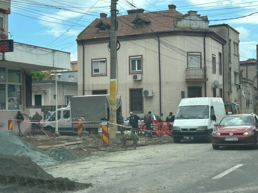 Domnitorii… dezgropați de la Constanța. Capetele încoronate, faza pe târnăcop (FOTO) – foto 5