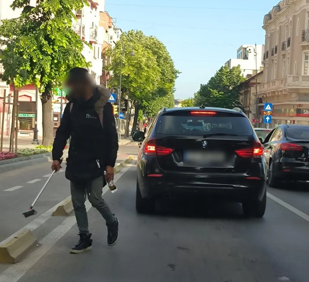 Cerșetoria, aruncarea ambalajelor și consumul de alcool pe domeniul public, sancționate cu aproximativ 40.000 de lei – foto 4