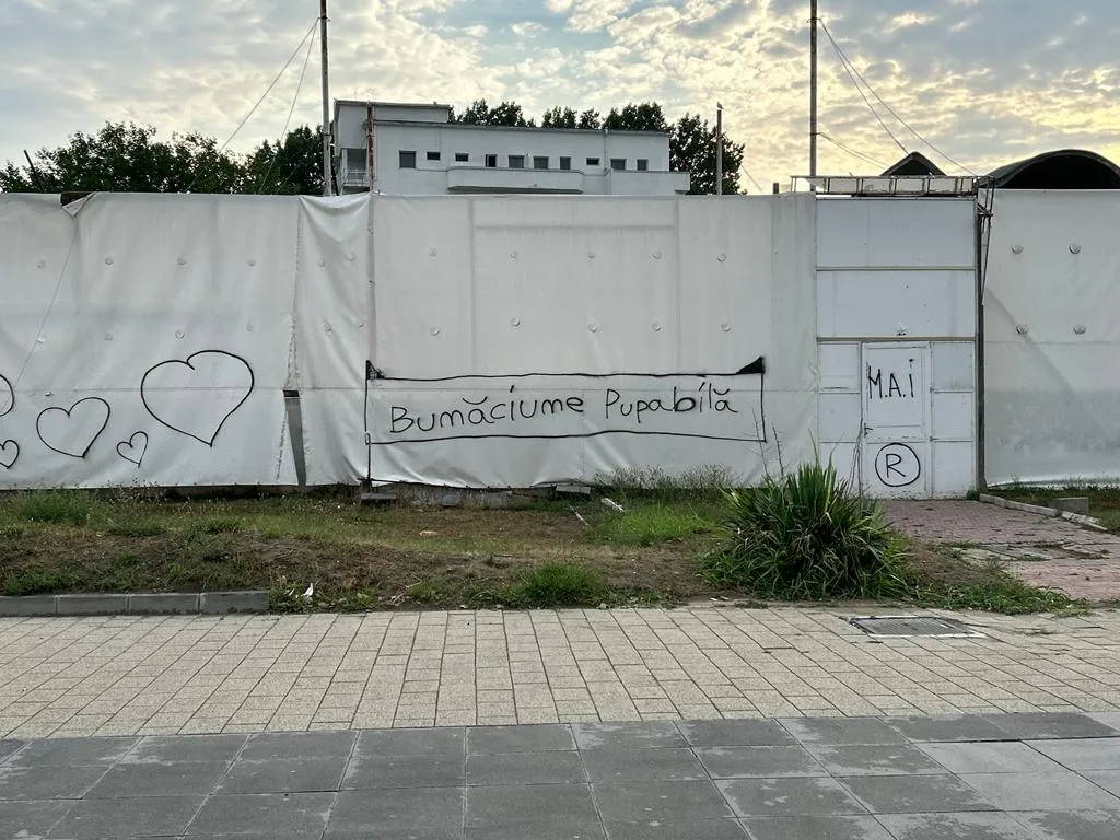 Bâlciul de Sud. Jumătate din Mamaia, încremenită în anul 2.000 (FOTO/VIDEO) – foto 17