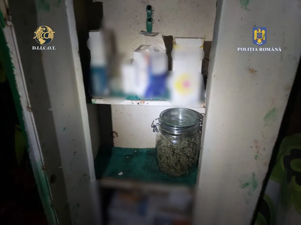 Reținut de procurorii DIICOT Constanța, pentru trafic de droguri de risc (VIDEO/FOTO) – foto 3