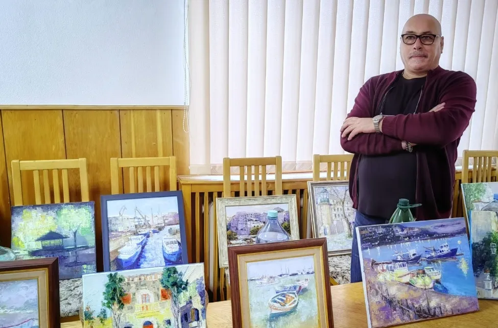 Sărbătorile de iarnă i-au inspirat pe artiștii de la SRCF Constanța, care au organizat o expoziție de arte vizuale – foto 4