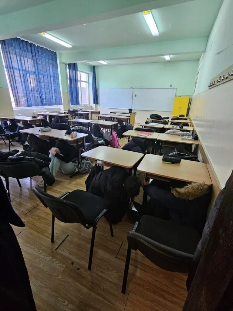 Exercițiu de evacuare în caz de cutremur la Liceul Tehnologic „Ioan N. Roman” Constanța – foto 4