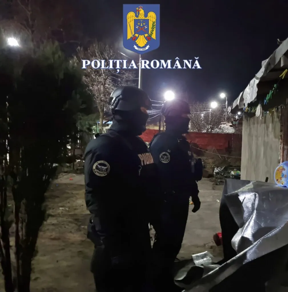 Percheziții în Constanța și Agigea, într-un dosar penal de furt calificat (VIDEO/FOTO) – foto 2