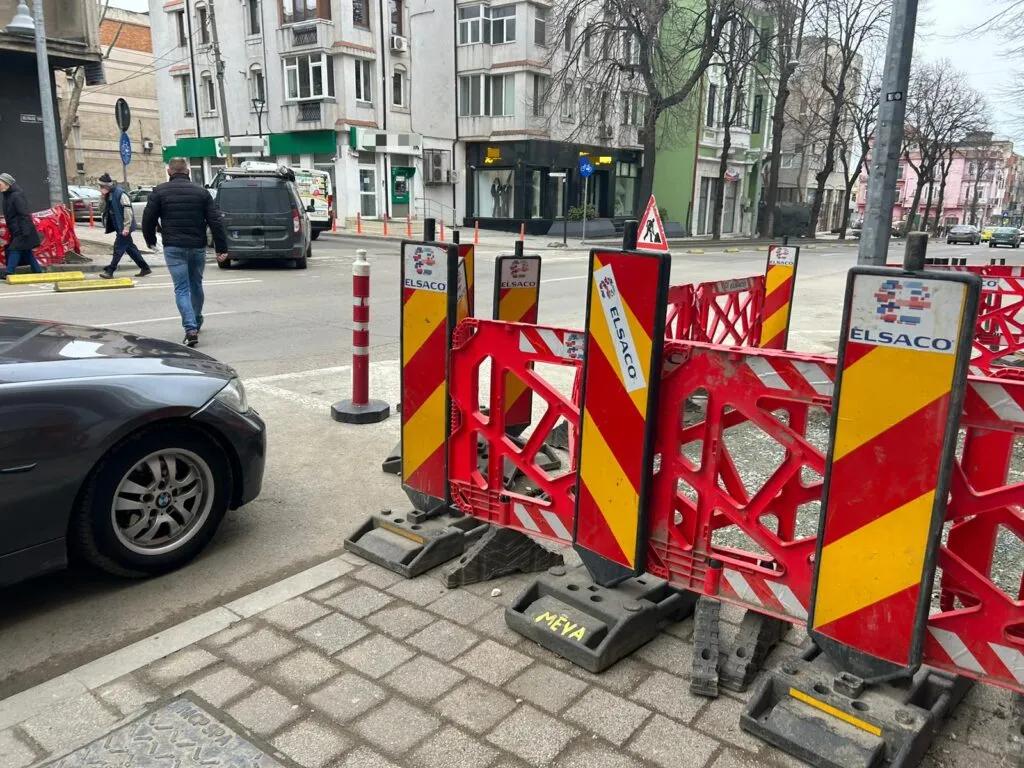 Capcaniada de Constanța, faza la pas. Și, cum vă mai descurcați prin oraș când mergeți pe jos? (FOTO) – foto 2