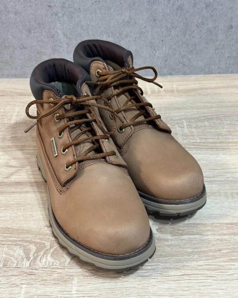 Elf Cleaning Shoes redă culoarea și strălucirea pantofilor tăi! – foto 10