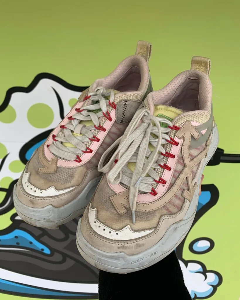Elf Cleaning Shoes redă culoarea și strălucirea pantofilor tăi! – foto 15