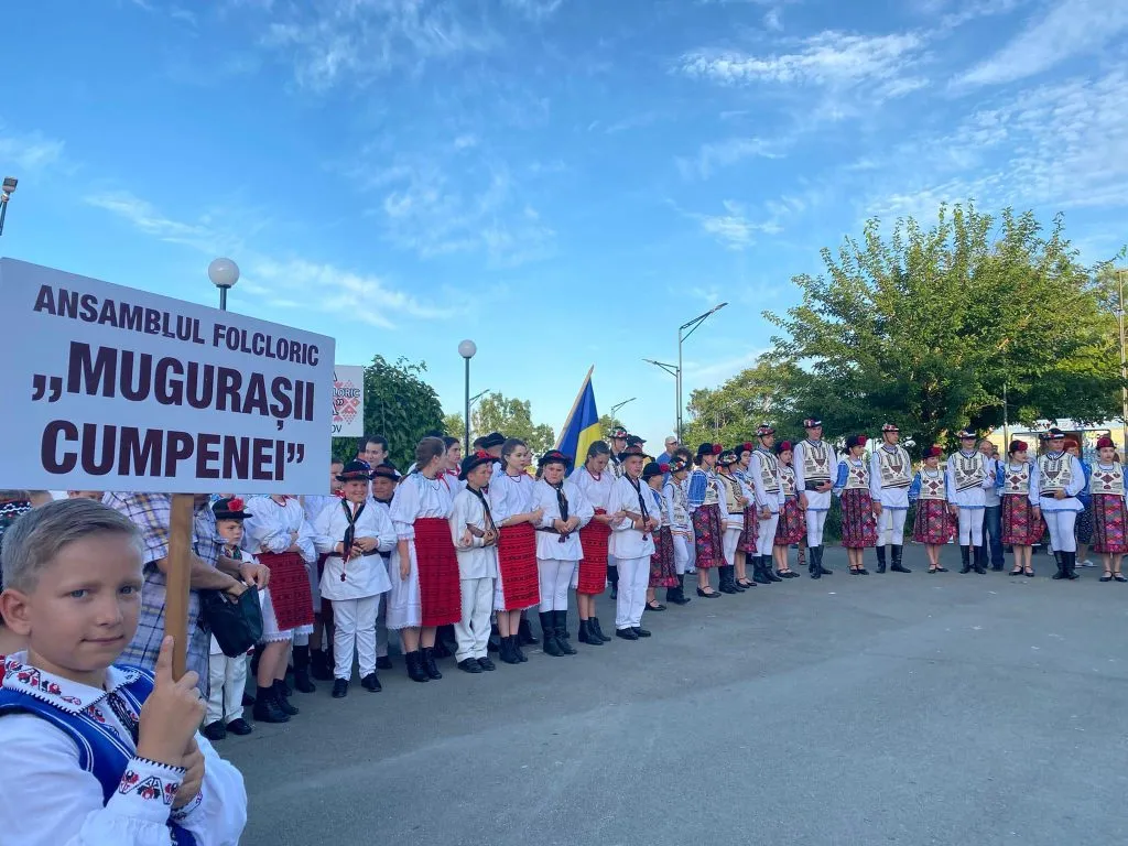 Ansamblurile de dansuri din Cumpăna, prezente la Festivalului Național de Folclor “Cânt și Joc pe Plai Dobrogean” – foto 3