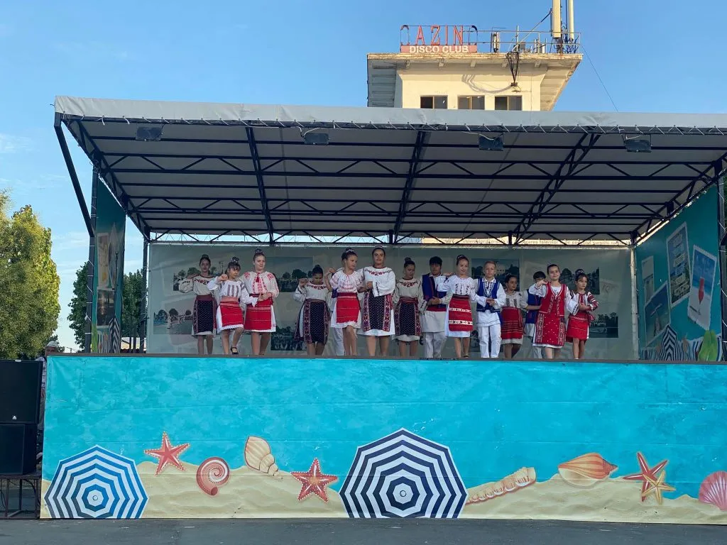 Ansamblurile de dansuri din Cumpăna, prezente la Festivalului Național de Folclor “Cânt și Joc pe Plai Dobrogean” – foto 4