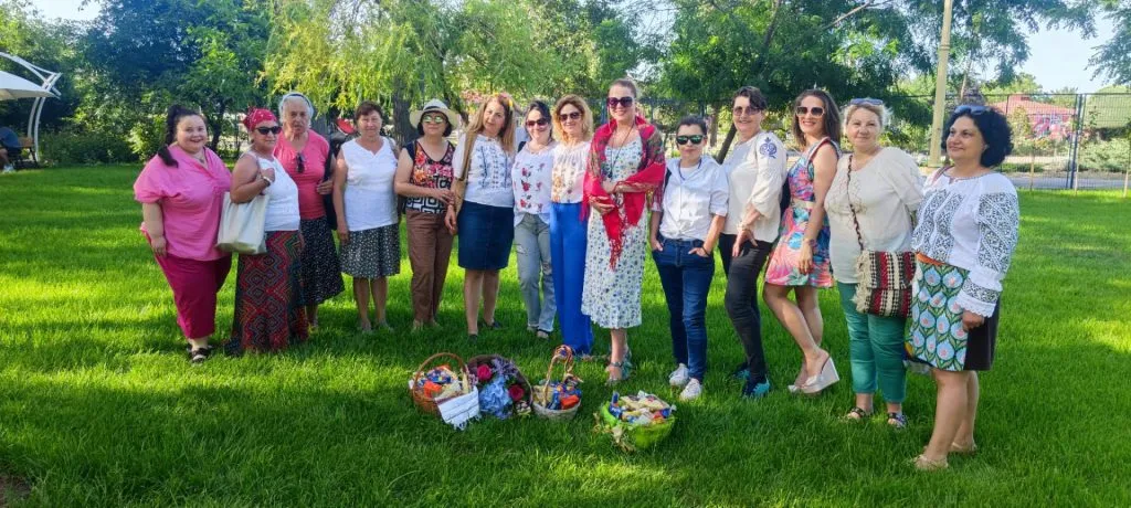Ziua iei, sărbătorita românește de doamnele de la Ofsd municipiul Constanța! – foto 4