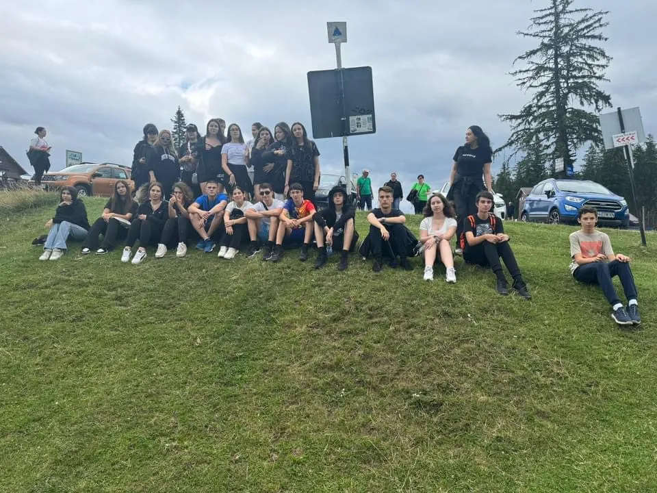 32 de olimpici din Constanța și Buzău, la munte, într-o tabără organizată de Ministerul Familiei – foto 2
