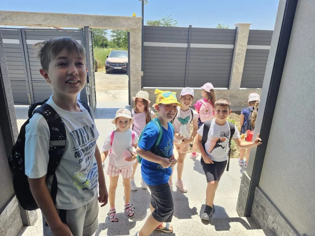 Blue Wave by Winnie After School – Alege cea mai bună educație pentru copilul tău! – foto 13