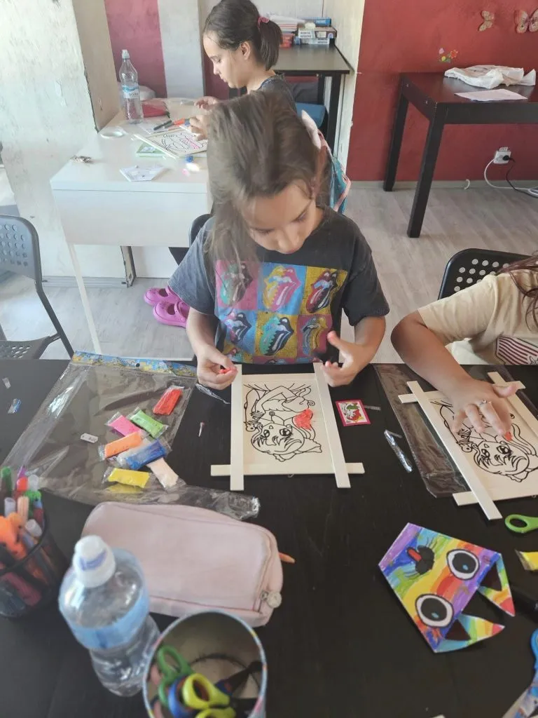 Blue Wave by Winnie After School – Alege cea mai bună educație pentru copilul tău! – foto 6