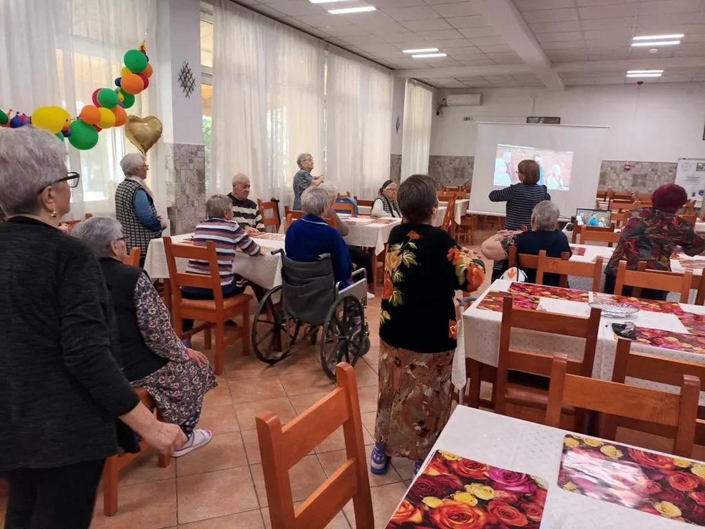 Sedentarismul, combătut la Căminul pentru persoane vârstnice din Constanța – foto 2