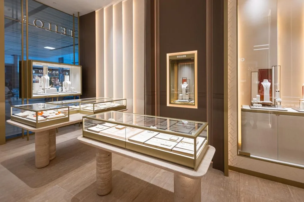 Un nou design pentru Teilor Exclusive, din City Park Mall, Constanța – foto 3