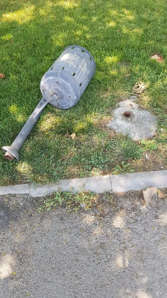 Primarul din Năvodari, apel către cetățeni pentru a preveni vandalizarea bunurilor publice (FOTO) – foto 4