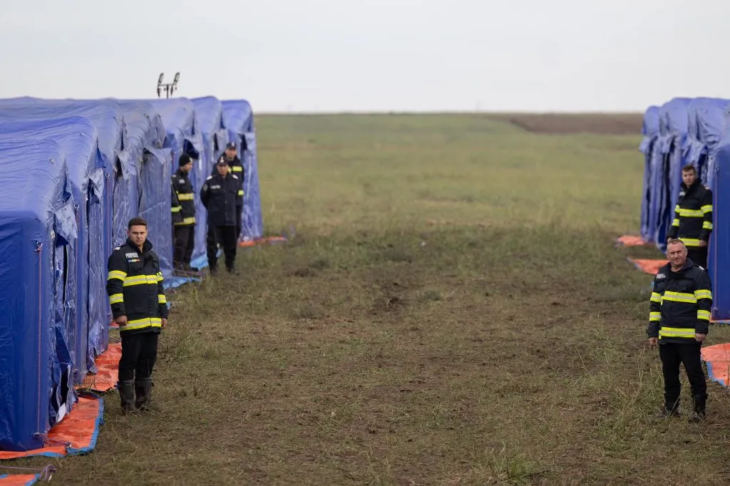 Marcel Ciolacu, în contextul inundaţiilor din Galaţi: Încă sunt două persoane dispărute – foto 3