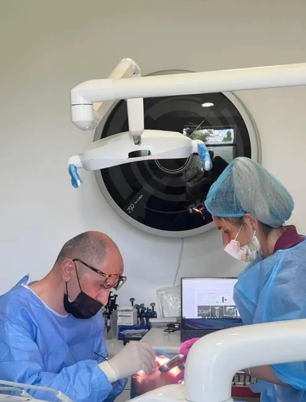 Costurile implantului dentar. În serviciile medicale stomatologice, mai ieftin înseamnă întotdeauna mai puțin! – foto 2